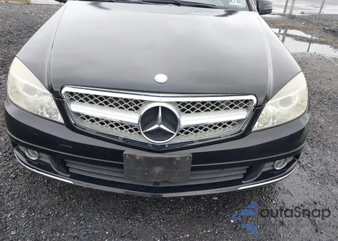 2011 Mercedes-Benz C 300 Luxury 4Matic/Sport 4Matic from USA, damaged, VIN WDDGF8BB8BR141526